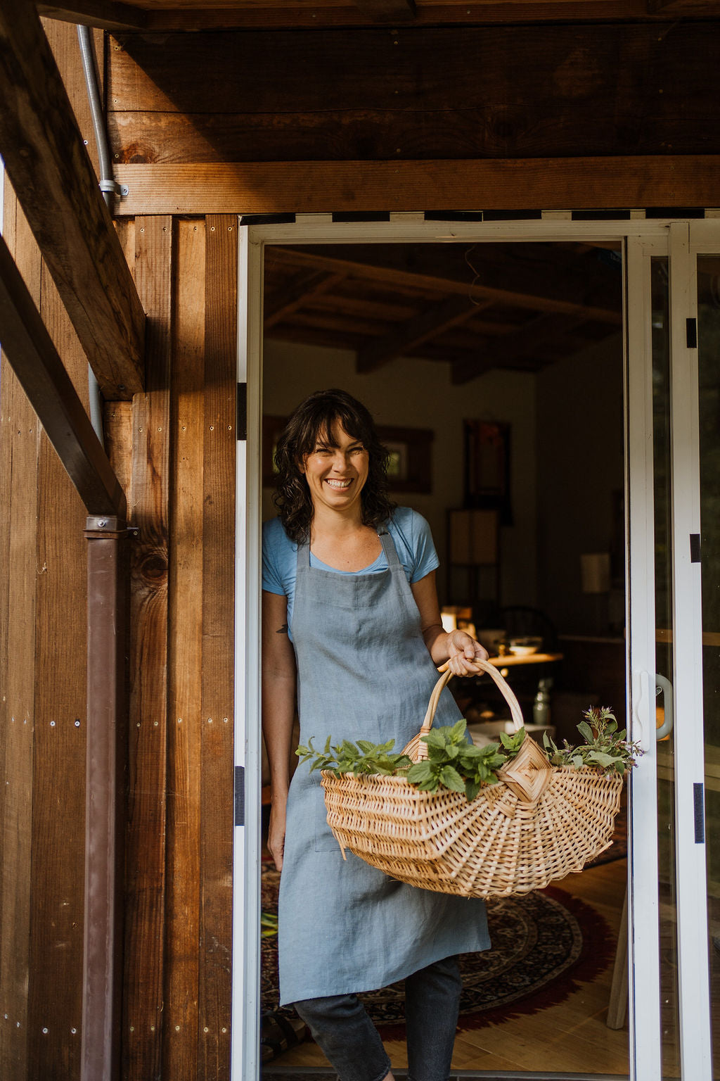A Conversation With Theora: The Off-Grid Herbalist Behind Blue Heron Botanicals